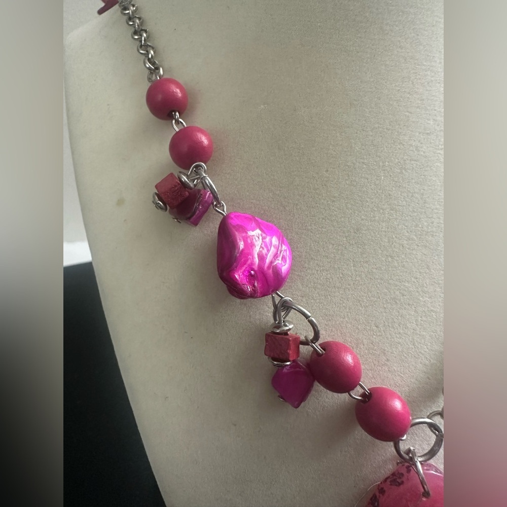 Vibrant Pink Stone Necklace with Wire Wrap - Picture 3 of 4
